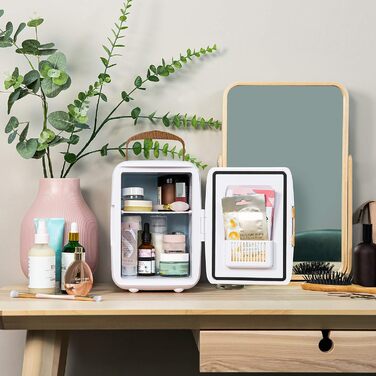 Міні-холодильник Russell Hobbs RH4CLR1001SCW 4L: портативний, AC/DC, для напоїв та косметики, скандинавський стиль, білий з ефектом дерева