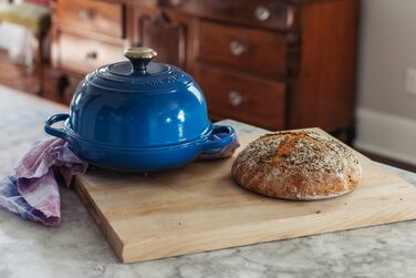 Le Creuset Signature Чавунний горщик для випічки хліба, 24 см, Марсель