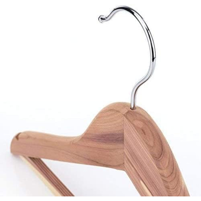Дерев'яні вішалки для одягу Hangerworld Zedernholz 10 шт., 44 см, з нековзним підвішуванням для штанів, захист від молі