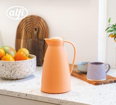 Термос Alfi ECO 1.0л з термоізоляційним скляним вкладишем, пластиковий корпус, кришка з кнопкою, зручний для наливання однією рукою, для кави та чаю, BPA-free (Абрикосовий)
