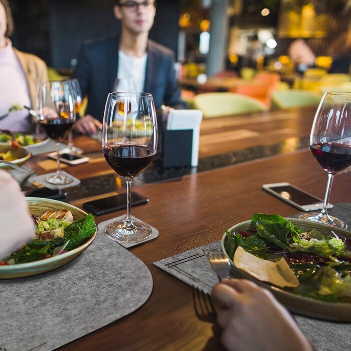 Набір підставок під посуд VILSTO, 18 шт., фетр, миючі, для столу, кухні, зелений (світло-сірий)