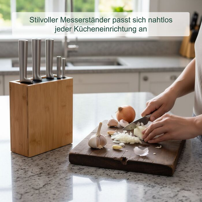 Блок для ножів Relaxdays з бамбука та вставкою з щетиною