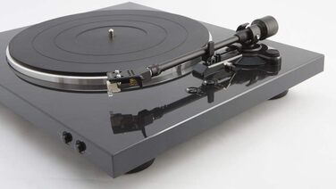 Denon DP-300F повністю автоматичний програвач вінілу з ремінним приводом, вбудованим передпідсилювачем, чорний