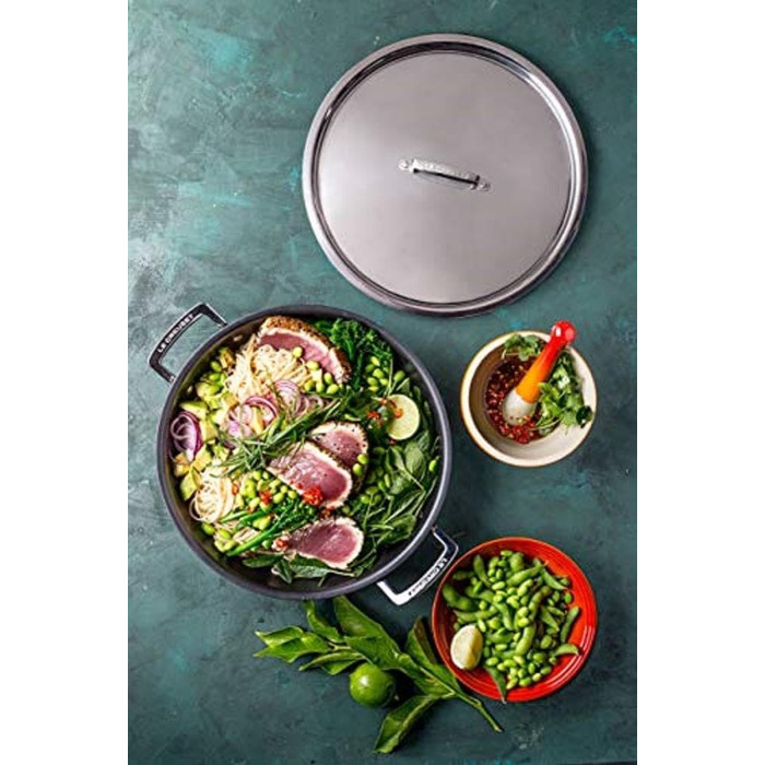 Сковорода з антипригарним покриттям Le Creuset, 30 см, з кришкою, для всіх плит (індукція), нержавіюча сталь, 96102830000000