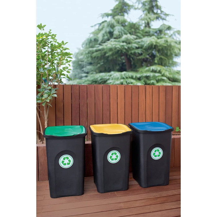 Відро для сміття Kreher 3 на 50 літрів з кришками різних кольорів для оптимального відділення сміття (зелений, жовтий і синій). Легко миється і миється