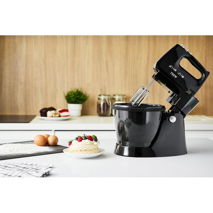 Кухонний комбайн MPM MMR-16Z з обертовою чашею 3,4 л, BPA free, 5 швидкостей + Turbo, міцні гачки та шнек з нержавіючої сталі, білий, 750W.