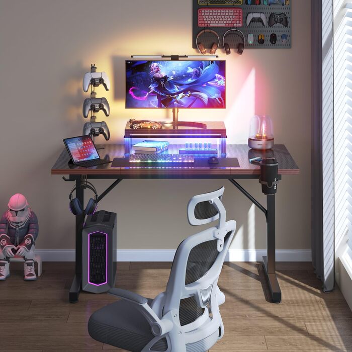 Ігровий стіл Devoko 160x60 см з LED підсвічуванням, з підставкою для монітора, карбоновим покриттям, ергономічний, з тримачем для чашки та гачком для навушників