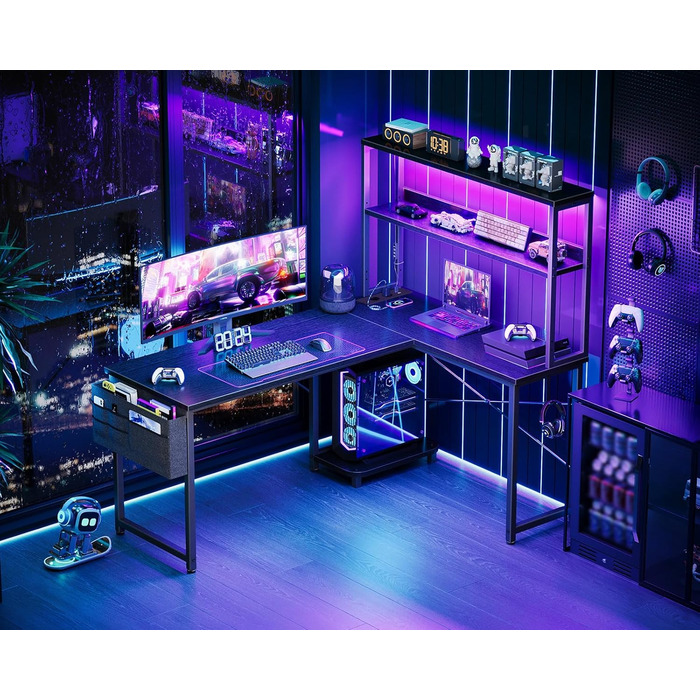 Ігровий стіл Coleshome L-подібної форми з LED підсвічуванням та розетками, 135 × 100 см. Реверсивний стіл з полицями для зберігання, ігровий кутовий стіл з сумкою для дому та геймінгу, чорний (135x100 см)