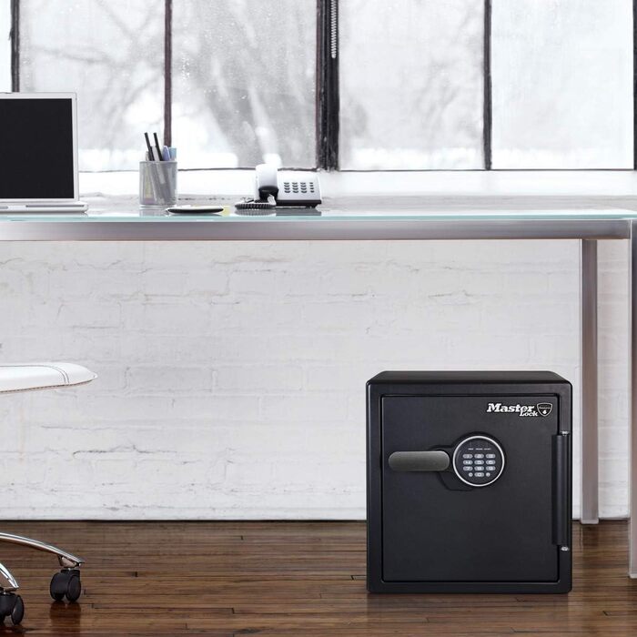 Master Lock Сейф вогнестійкий та водонепроникний з кодовим замком, потрійний захист (пожежа, вода, перевезення), електронний код, 33.6L, 45.3 x 41.5 x 49.1 см