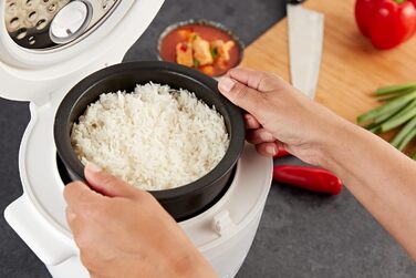 Рисварка Yum Asia Tsuki Mini з керамічною чашею Shinsei (2,5 чашки, 0,45 л), 5 функцій приготування рису, 2 функції мультиварки, LED-дисплей, 220–240V (Білий)