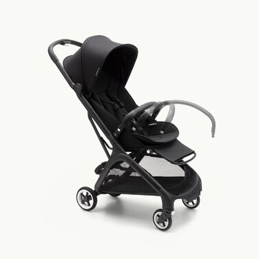 Bugaboo Butterfly: ультракомпактна коляска для подорожей, легка та зручна, складається одним рухом, ергономічна для міста, для малюків від 6 місяців, з великим об'ємом багажника (Midnight Black, Bundle)