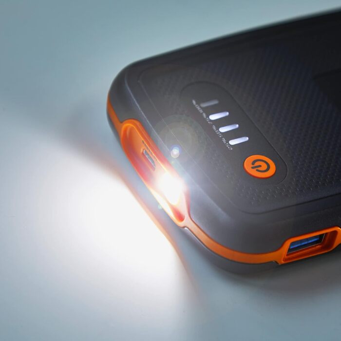 Osram BATTERYstart 400: Літієвий пусковий пристрій 2000A 12V з Powerbank для бензинових та дизельних двигунів (до 8л/4л), 16800mAh