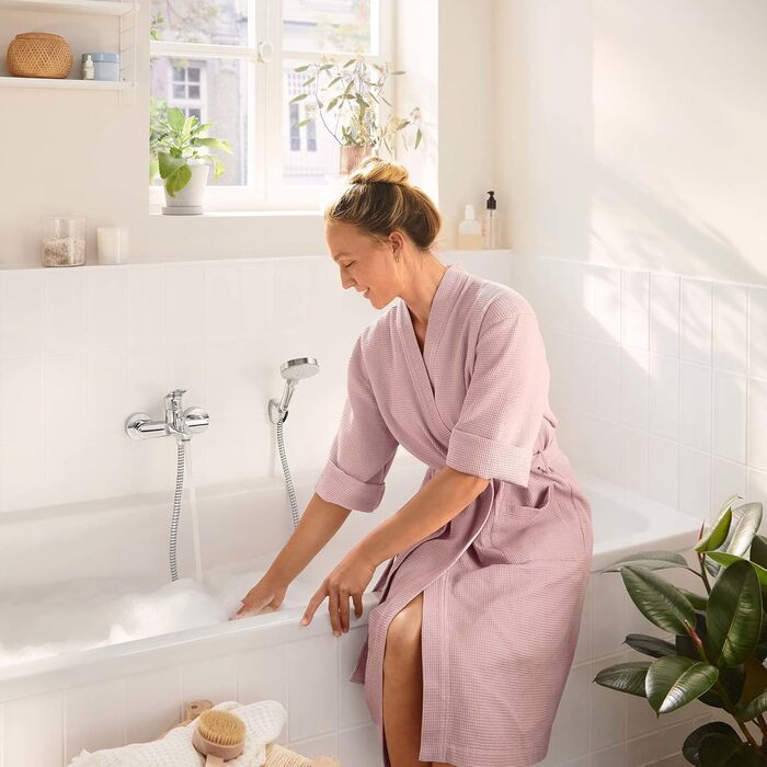 Змішувач для ванни Hansgrohe Rebris S накладний, для 2 споживачів, хром, довжина виливу 17,3 см