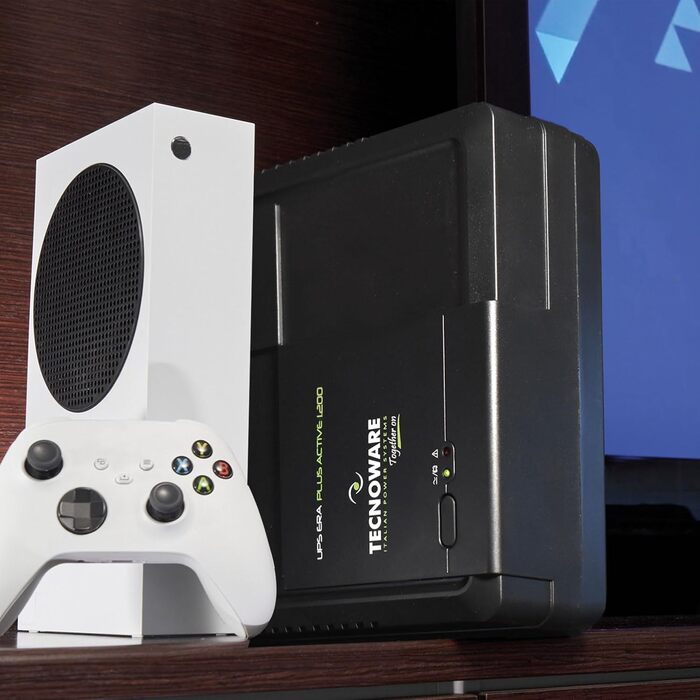 UPS Tecnoware ERA PLUS DC: Джерело безперебійного живлення для відеоспостереження та Wi-Fi, Powerbank 8800mAh, POE 24V/48V, захист від перепадів напруги та відключень до 240 хв