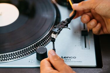 Програвач вінілу Lenco L-3809 з прямим приводом, DJ-платівковий, 33/45 об/хв, регулювання тону, магнітний звукознімач, підсвічування голки, білий (Blau Metallic)
