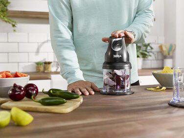 Електричний подрібнювач Ninja Express Chop Mini NJ1002EUBK – подрібнювач зелені та овочів, чорний