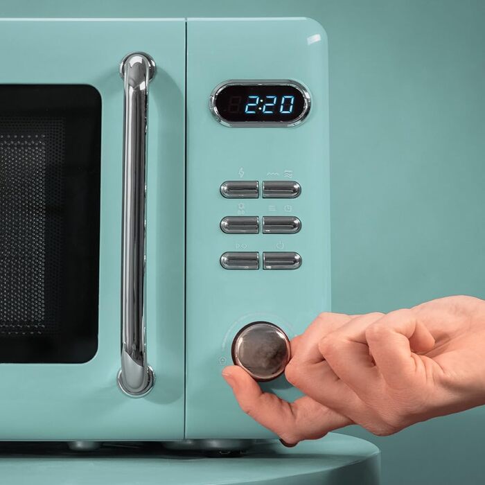 Мікрохвильова піч Cecotec Proclean 5110 Retro Blue з грилем, 20 л, 700 Вт, 5 режимів, 8 програм, таймер 60 хв, функція розморожування, сигнал завершення, ретро-дизайн, блакитна, з блокуванням від дітей