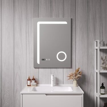 Дзеркало для ванної кімнати pro.tec LED Chambave з підсвічуванням, 3 кольори світла, вертикальне, для макіяжу, прямокутне, 60 x 80 см, срібне, антизапарююче, з лупою та годинником