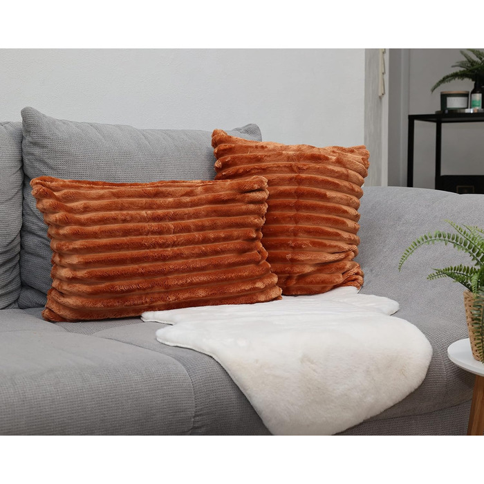 Вельветова хутряна подушка Quantum Interior, надзвичайно м'яка розкішна подушка (50x50 см)