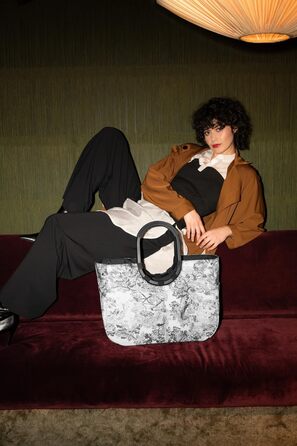 Сумка Reisenthel Loopshopper L – містка та стійка, з відділеннями з перероблених PET-пляшок, водонепроникна, сіра (Jacquard Grey)