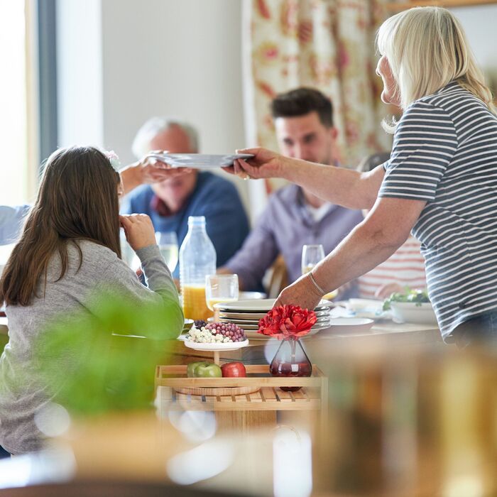 Сервісний столик Relaxdays з бамбука на 3 ярусах