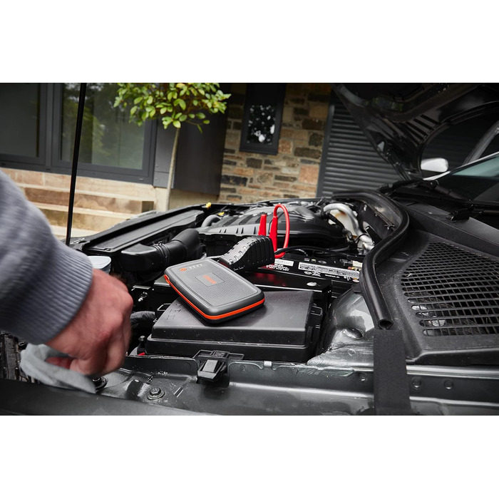 Osram BATTERYstart 400: Літієвий пусковий пристрій 2000A 12V з Powerbank для бензинових та дизельних двигунів (до 8л/4л), 16800mAh