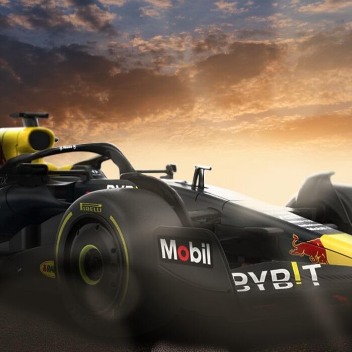 Модель Ferrari F1 F1-75 RC 1:18 (Шарль Леклер/Карлос Сайнс, 2022) - Автомобіль на радіокеруванні Формула 1