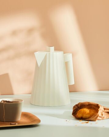 Електричний чайник Alessi Plissé MDL06/1 W, 100 cl, білий, 2400W, з європейським штекером