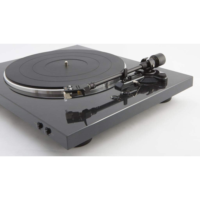 Denon DP-300F повністю автоматичний програвач вінілу з ремінним приводом, вбудованим передпідсилювачем, чорний