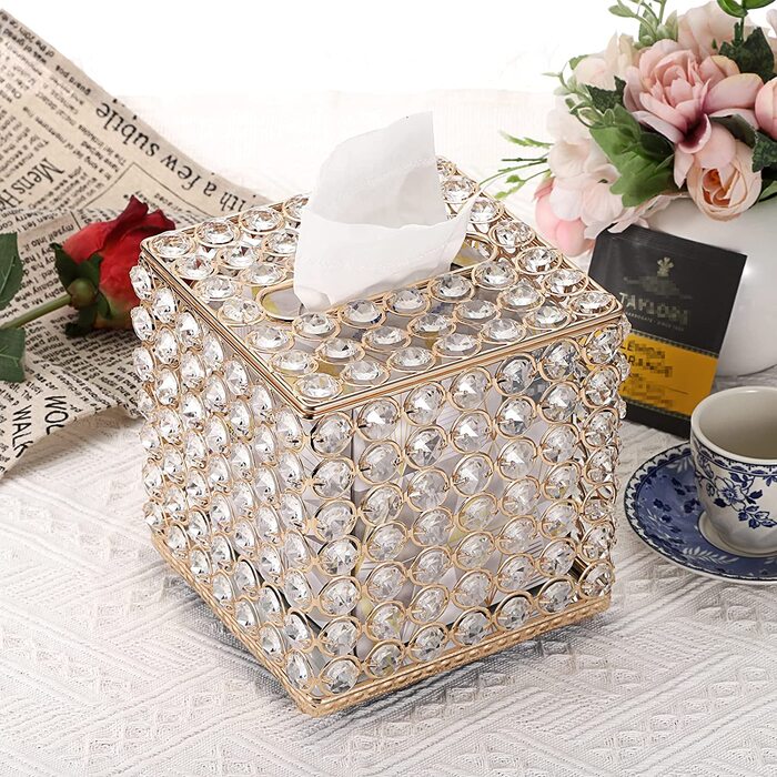Коробка для косметичних серветок SUMNACON 16,5х15,5 см золотиста з кристалами