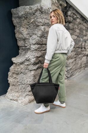 Сумка-шопер Reisenthel Shopper M чорна Mesh - велика, водонепроникна, для покупок та повсякденного використання