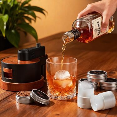 Набір для копчення віскі з інтегрованим запальничкою, 6 видів дерев'яної стружки, 2 склянки, 2 форми для льоду, набір для коктейлів, подарунок на Різдво та день народження для чоловіків, батька, чоловіка (БЕЗ бутану) (коричневий)