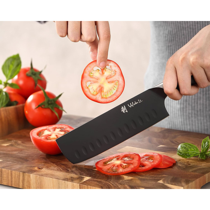 Набір кухонних ножів Wakoli Titanium Noir (5 предметів) з бруском - професійний набір ножів з титанового покриття, нержавіюча сталь, чорний, магнітний брусок, Nakiri