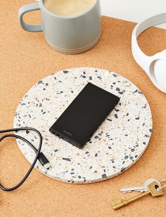 MP3-плеєр Sony Walkman NW-A306 з сенсорним екраном, 32 ГБ, до 36 годин автономної роботи, покращена якість звуку, Wi-Fi, чорний