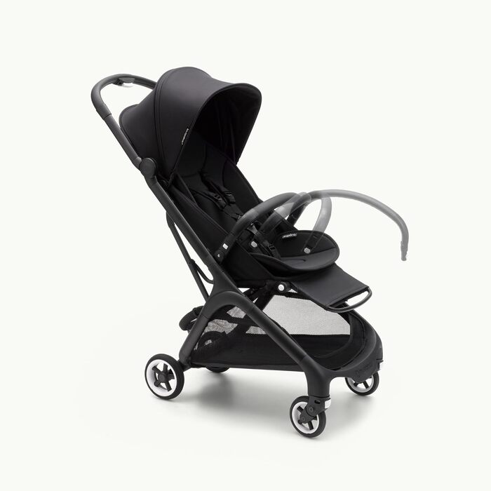 Bugaboo Butterfly: ультракомпактна коляска для подорожей, легка та зручна, складається одним рухом, ергономічна для міста, для малюків від 6 місяців, з великим об'ємом багажника (Midnight Black, Bundle)