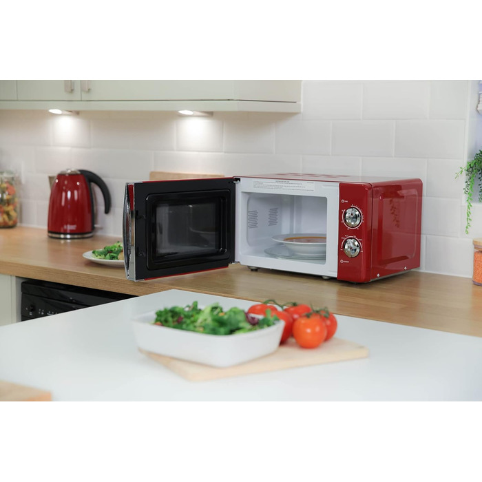 Мікрохвильова піч Russell Hobbs RHMM701C Solo 17л, 700 Вт, червона: 5 рівнів потужності, таймер, розморожування, легке очищення