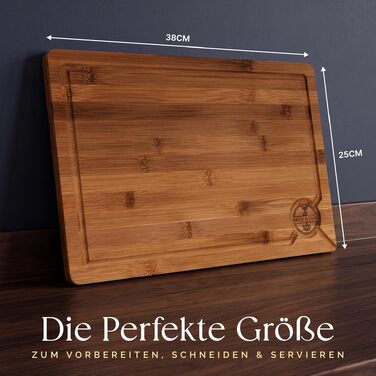 Обробна дошка велика Deer & Oak карбонізована з бамбука 38x25x2 см, з олією, для м'яса, риби, овочів, фруктів, сиру та хліба