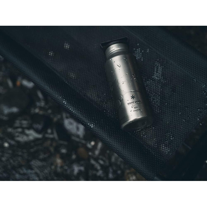 Фляга Snow Peak Titan Aurora 800 мл для кемпінгу, туризму та походів - легка та міцна