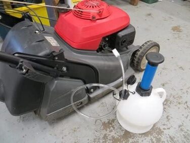 Інверторний бензиновий генератор Briggs & Stratton PowerSmart P2400, 2400 Вт (1800 Вт постійної потужності), 230 В, ультратихий та легкий, сіро-червоний