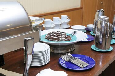 Термос-графін Topkapi Gastro 1,5 л, нержавійка, сріблястий, краплезахист, для гастрономії та кейтерингу