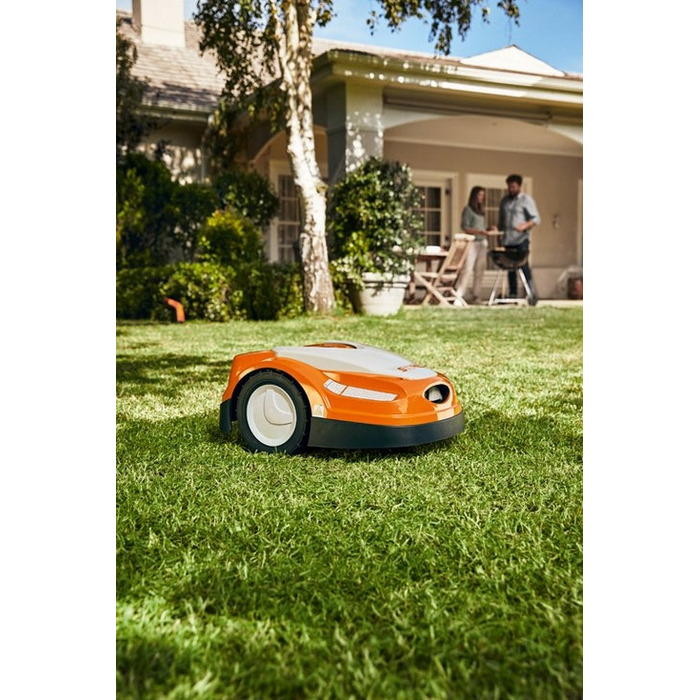 Робот-газонокосарка Stihl RMI 422, ширина косіння 20 см
