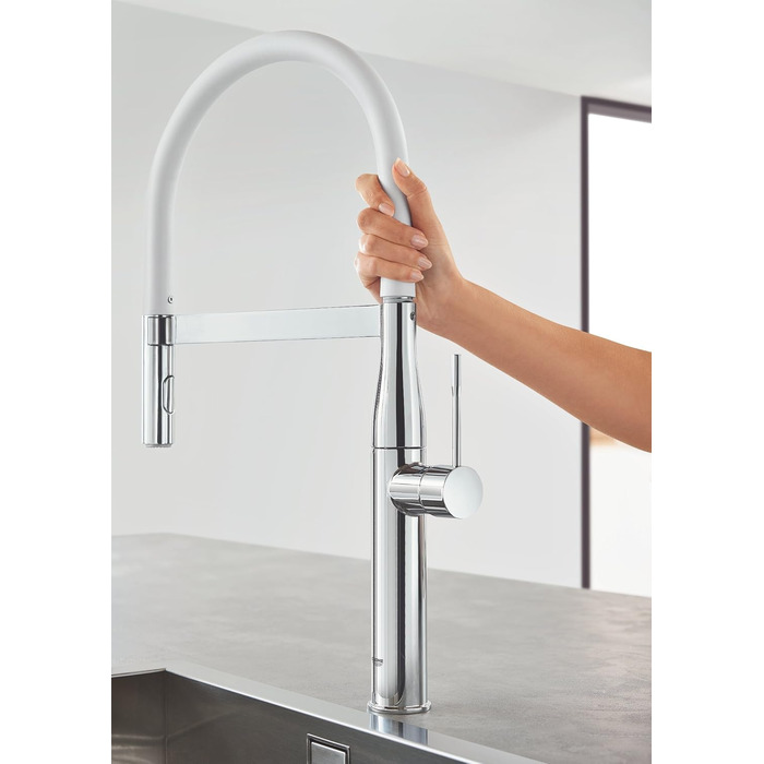 Змішувач кухонний GROHE Essence з витяжною душевою лійкою та магнітним кріпленням, 360° поворотний, для кухні, металевий, 30294000