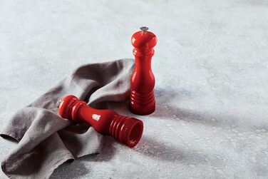 Набір млинків для солі та перцю Le Creuset, вишнево-червоний, артикул 96002100060000