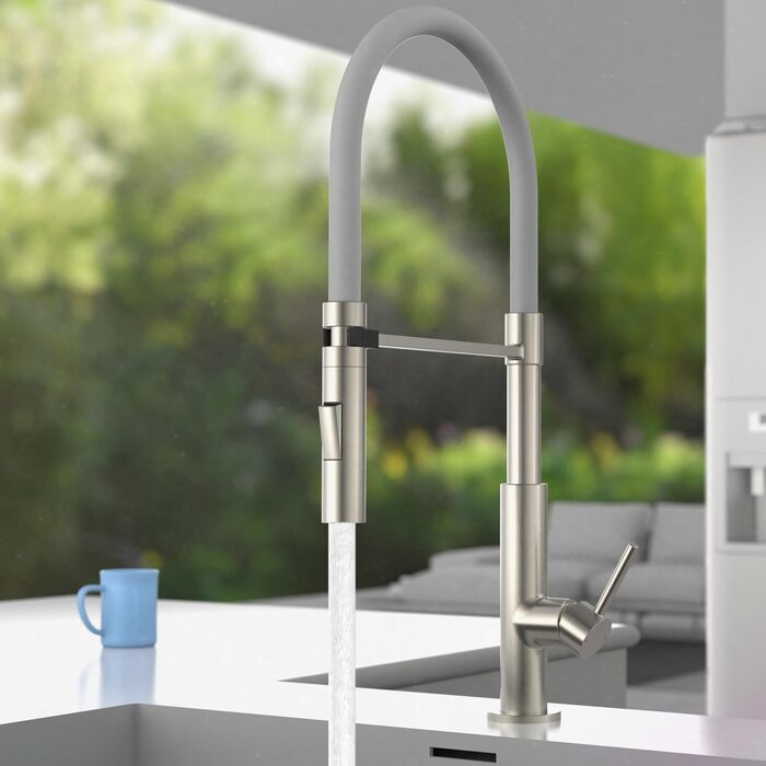 Змішувач кухонний Schütte 23138 Design з висувним шлангом Soft Touch, поворотний на 360°, нержавіюча сталь/чорний