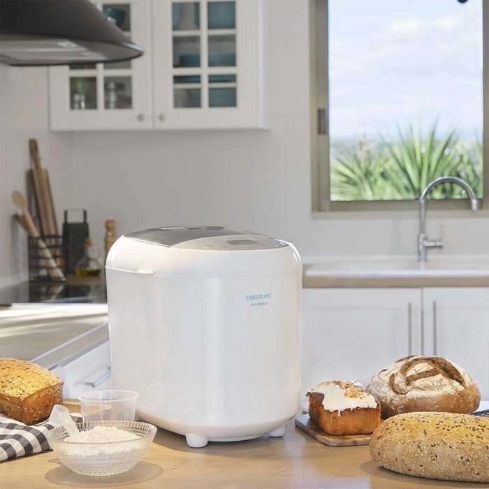 Хлібопічка Cecotec Bread&Co 1000 Delicious, 550 Вт, 19 програм, для хліба до 1 кг, таймер на 15 годин, біла