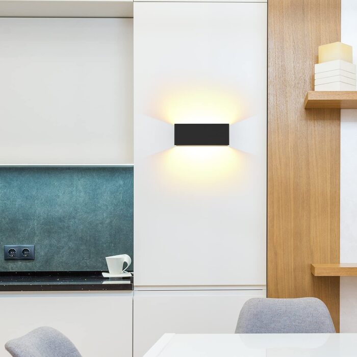 Світильник LED Homefire настінний 5W чорний, внутрішній, з регульованим променем, тепле біле світло 3000K для спальні, вітальні, коридору, сходів
