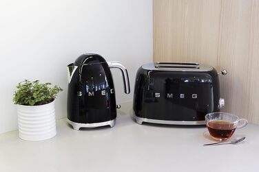 Тостер Smeg TSF01CREU 2-слотовий, чорний - 6 рівнів підсмажування, функція розморожування та підігріву, 950 Вт