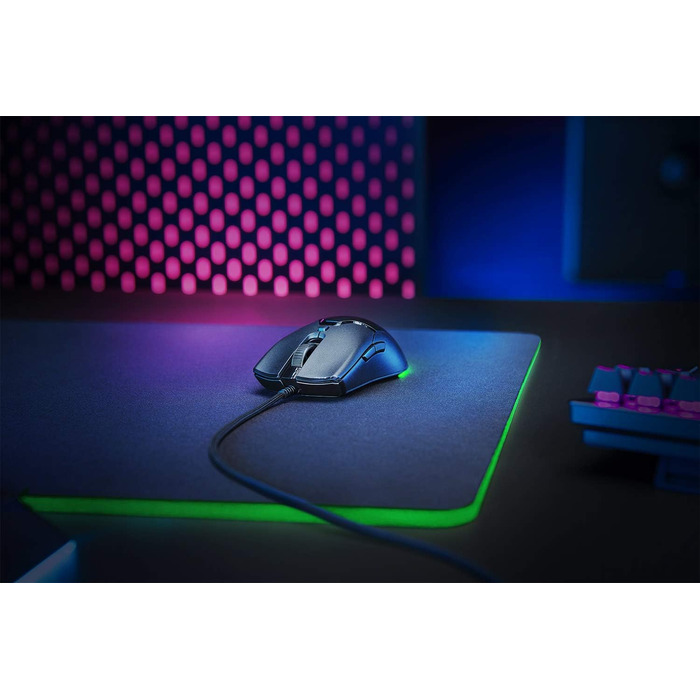 Ігрова миша Razer Viper Mini — ультралегка дротова миша (61г), оптичний сенсор 8500 DPI, RGB-підсвітка Chroma, чорна