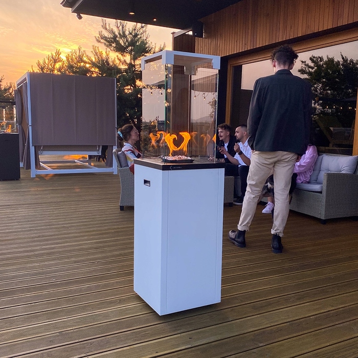 Газовий обігрівач-камін для тераси KRATKI PATIO 8,2 кВт (комплект з чохлом)