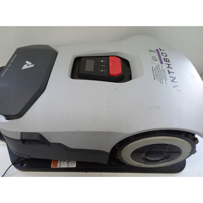 Робот-газонокосарка ANTHBOT GENIE 600